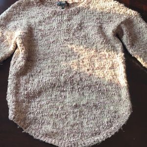 Jessica Simpson sweater